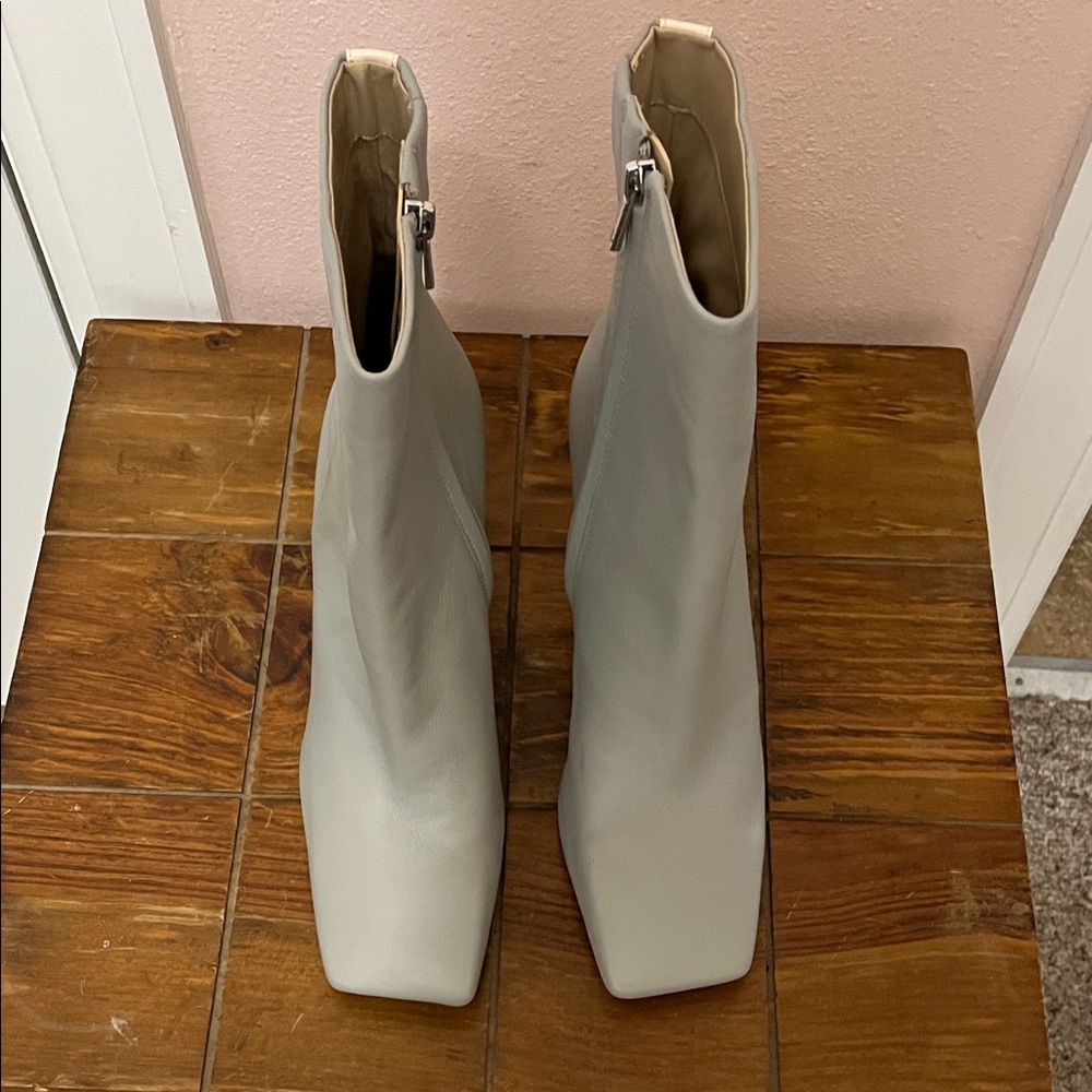 Sam Edelman Light Gray Heeled Boots - Picture 2 of 7